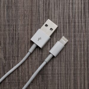 Cabo USB Lightning para iPhone personalizado