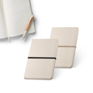 Caderno A5 em linho personalizado