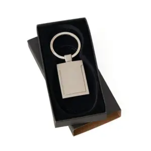 Chaveiro em metal cromado fosco personalizado