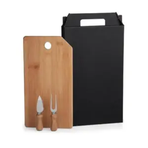 Conjunto tábua com furo garfo e faca para queijo personalizado