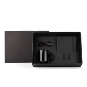 Kit caneca em cerâmica caderno e caneta personalizado