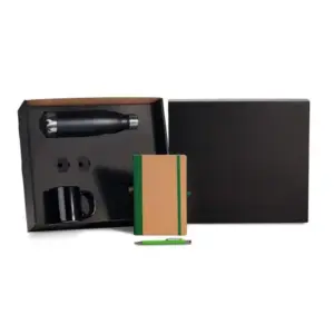 Kit escritório garrafa caneca e caderno verde 4 peças personalizado