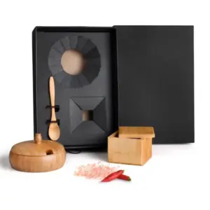 Kit farinheira e saleiro em bambu 3 peças personalizado