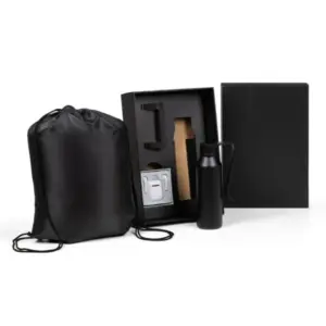 Kit mochila garrafa e fone Bluetooth preto personalizado