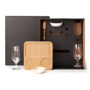 Kit petisco patê e cerveja com taças 7 peças personalizado