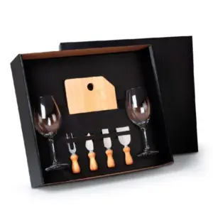 Kit queijo e vinho 7 peças personalizado