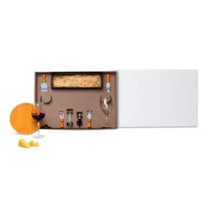 Kit queijo e vinho com espaço para garrafa 9 peças personalizado